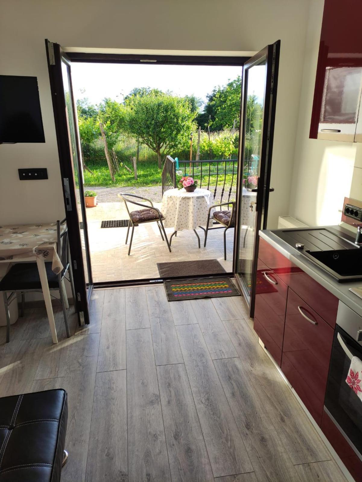 Apartmani Melia Marcelji Luaran gambar
